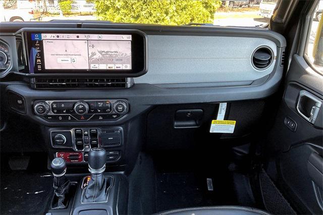 new 2025 Jeep Wrangler car, priced at $57,270