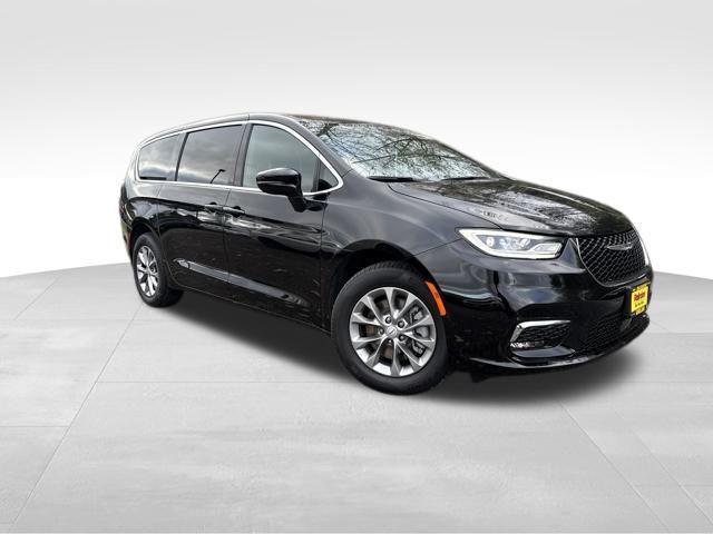 new 2026 Chrysler Pacifica car, priced at $48,135