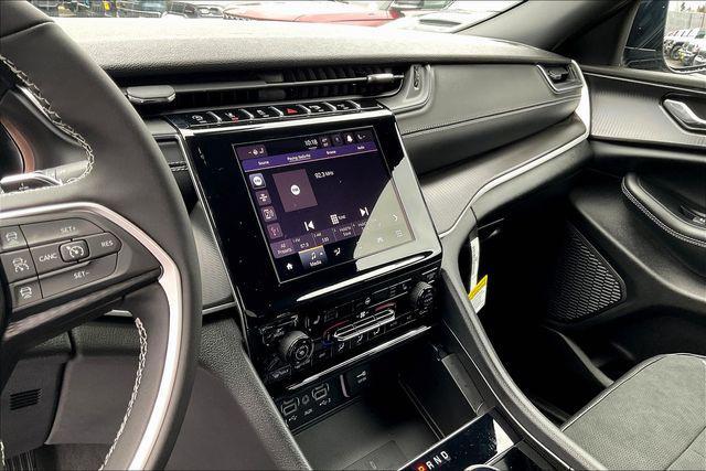 new 2025 Jeep Grand Cherokee car, priced at $35,475