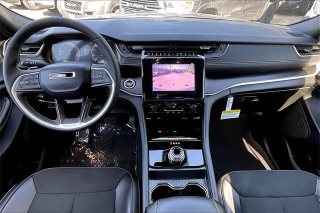 new 2025 Jeep Grand Cherokee car, priced at $48,375