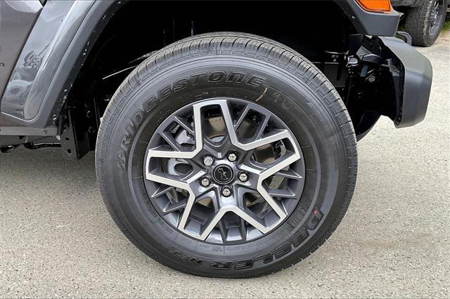 new 2025 Jeep Wrangler car, priced at $59,850