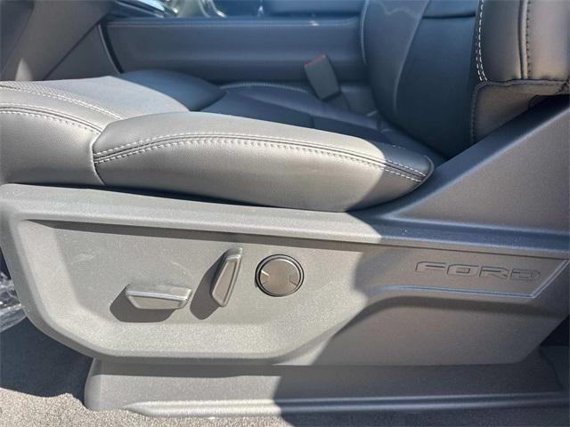 new 2025 Ford Expedition car, priced at $80,490