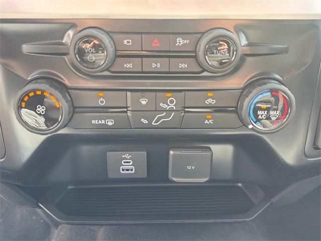 new 2025 Ford F-250 car, priced at $60,970