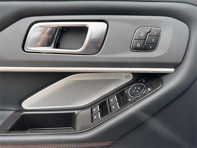 new 2025 Ford Explorer car, priced at $58,495
