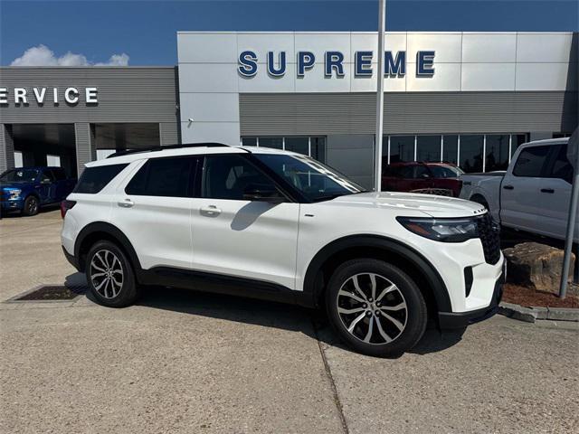 new 2025 Ford Explorer car, priced at $45,195