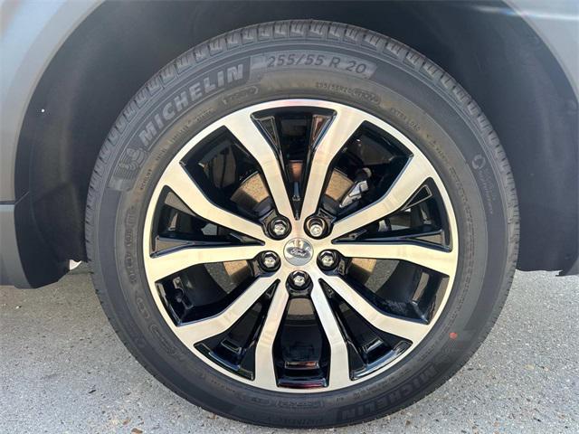 new 2025 Ford Explorer car, priced at $45,195