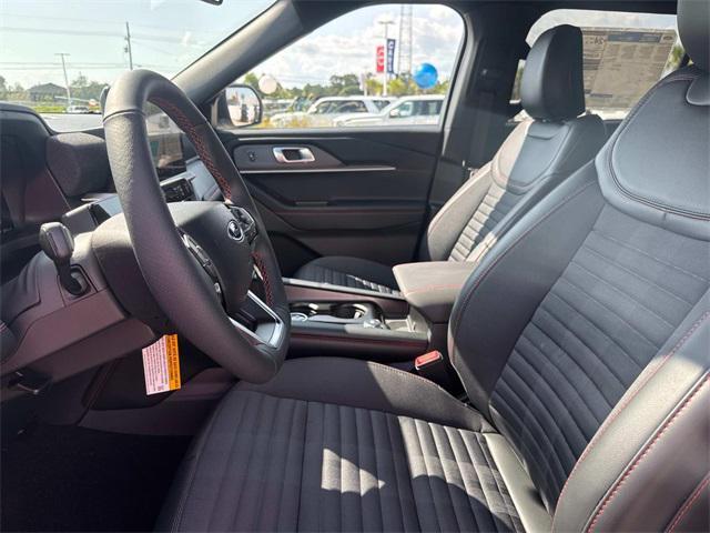 new 2025 Ford Explorer car, priced at $45,195