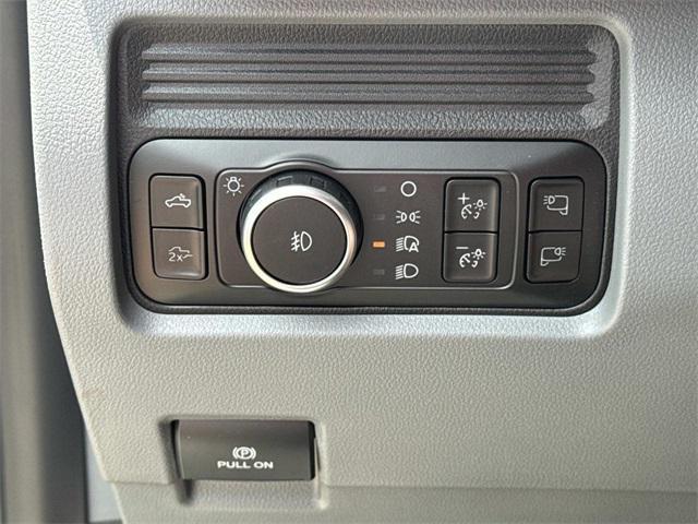 new 2025 Ford F-250 car, priced at $77,995