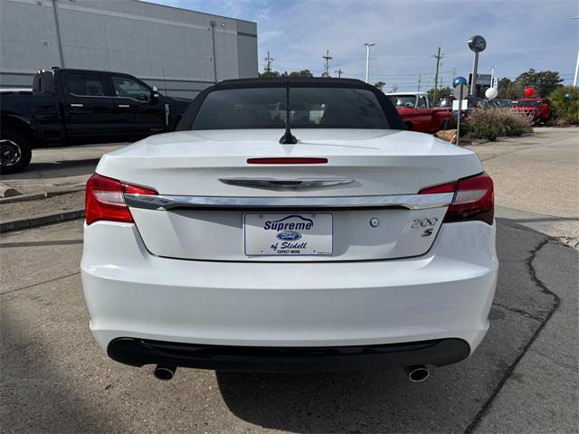 used 2014 Chrysler 200 car, priced at $9,895