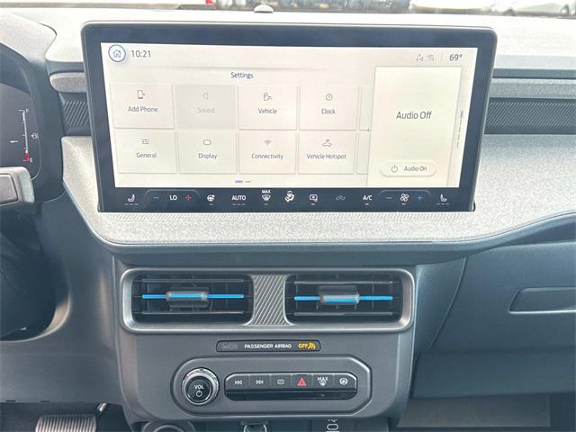 new 2025 Ford Maverick car, priced at $32,995