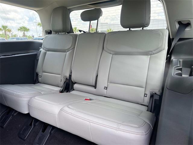 new 2025 Ford Expedition car, priced at $68,655