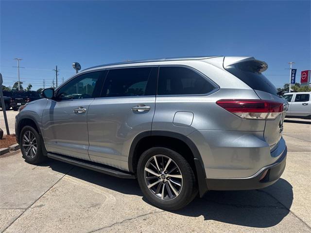 used 2018 Toyota Highlander car, priced at $23,995