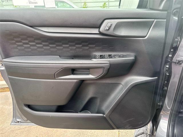 new 2025 Ford Ranger car, priced at $33,999