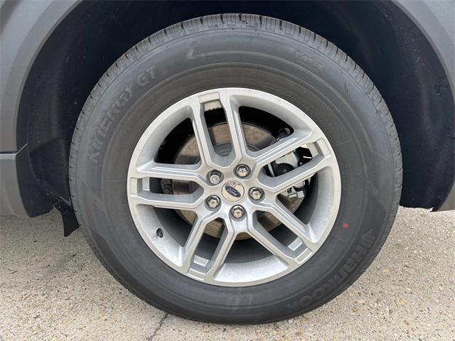 new 2025 Ford Explorer car, priced at $42,495