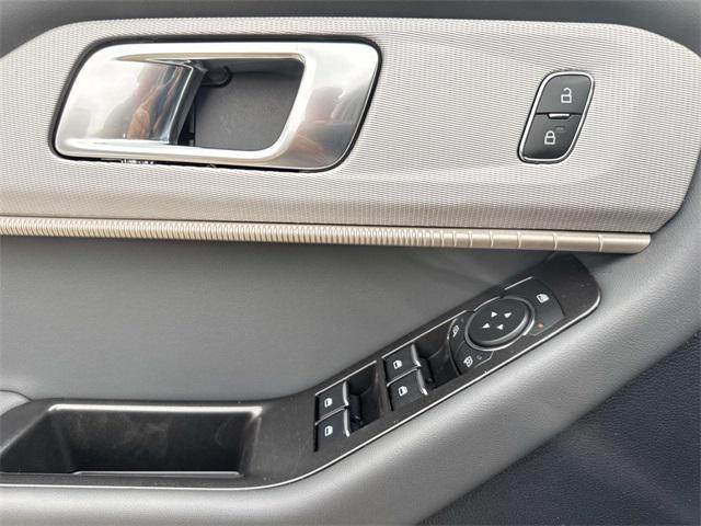 new 2025 Ford Explorer car, priced at $42,495