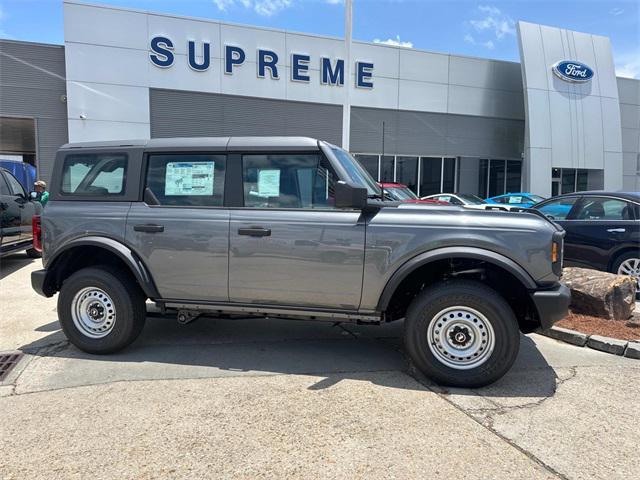 new 2025 Ford Bronco car, priced at $42,523