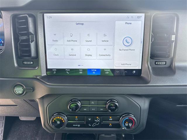 new 2025 Ford Bronco car, priced at $39,995
