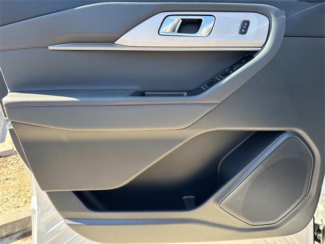 new 2025 Ford Explorer car, priced at $40,495