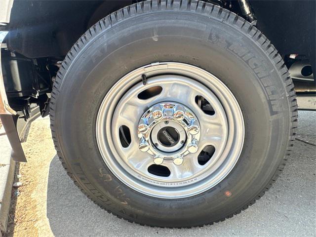 new 2025 Ford F-250 car, priced at $54,500