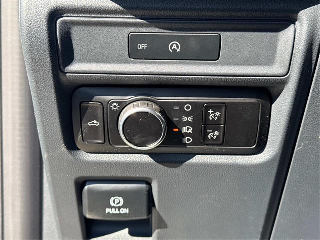 new 2025 Ford F-150 car, priced at $50,595