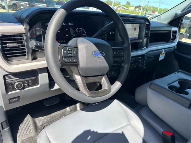 new 2025 Ford F-250 car, priced at $67,330