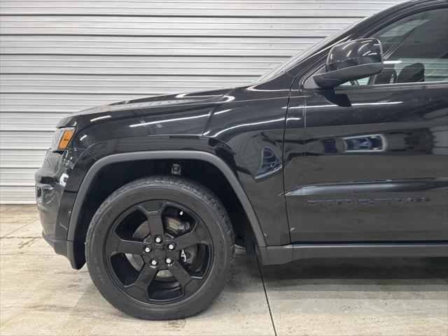 used 2020 Jeep Grand Cherokee car, priced at $21,295