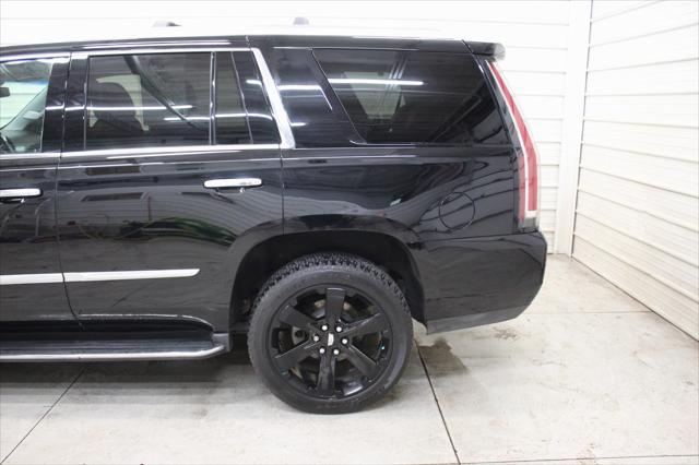 used 2017 Cadillac Escalade car, priced at $26,995