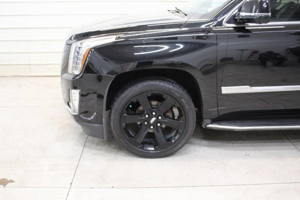 used 2017 Cadillac Escalade car, priced at $26,995