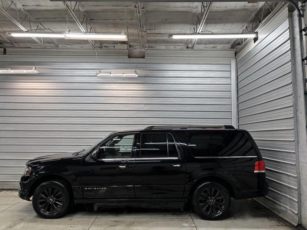 used 2017 Lincoln Navigator car, priced at $11,995