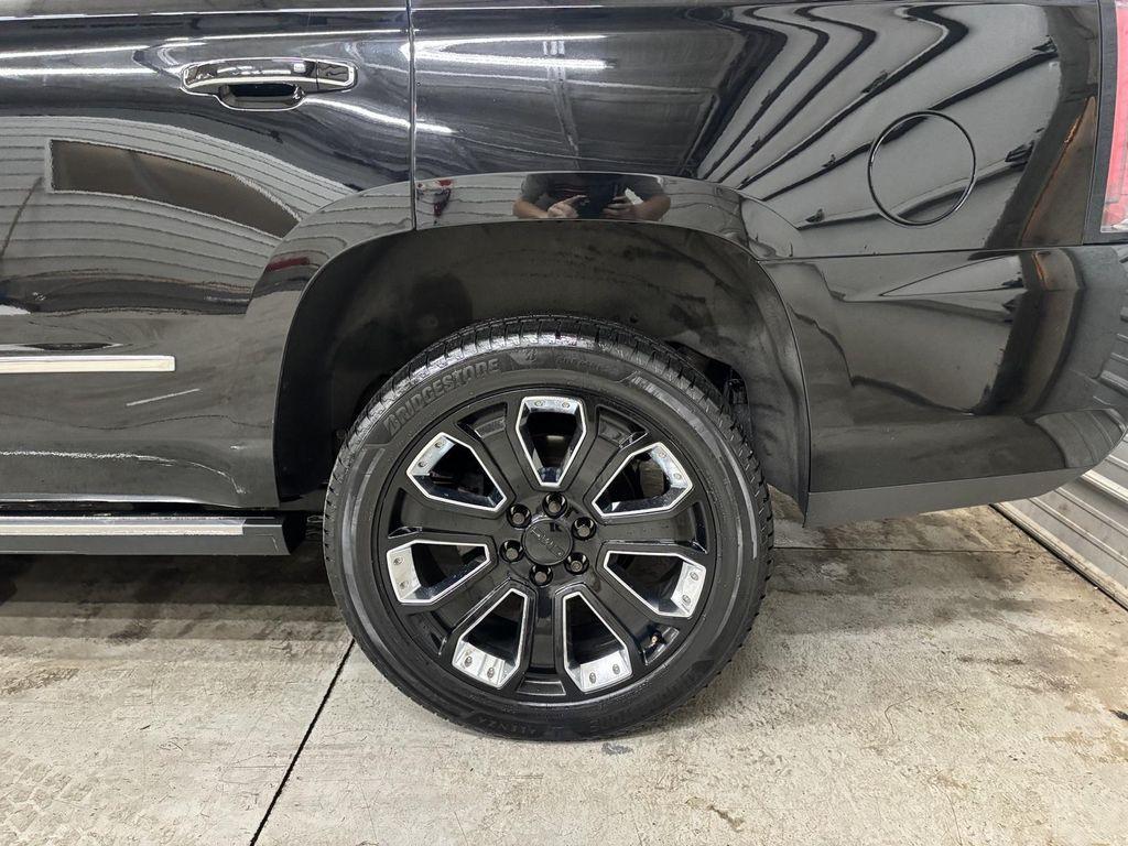 used 2019 GMC Yukon car, priced at $38,995