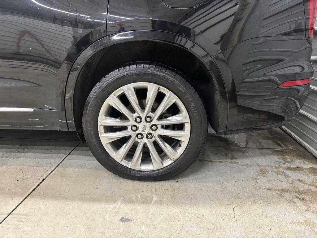 used 2020 Cadillac XT6 car, priced at $25,495