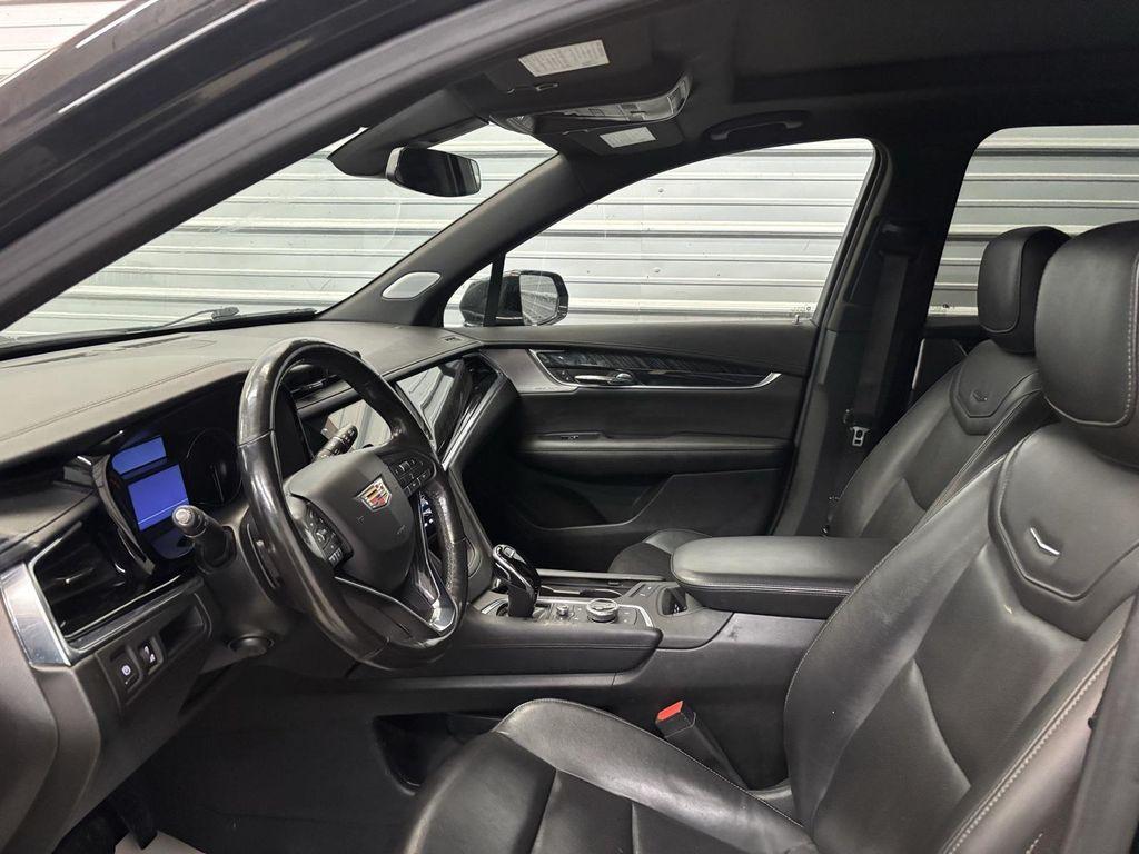 used 2020 Cadillac XT6 car, priced at $25,495