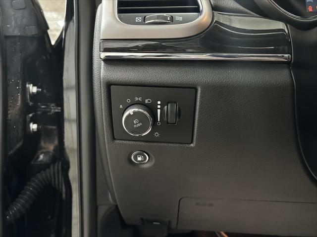 used 2018 Jeep Grand Cherokee car, priced at $18,995