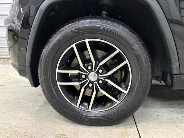 used 2018 Jeep Grand Cherokee car, priced at $18,995