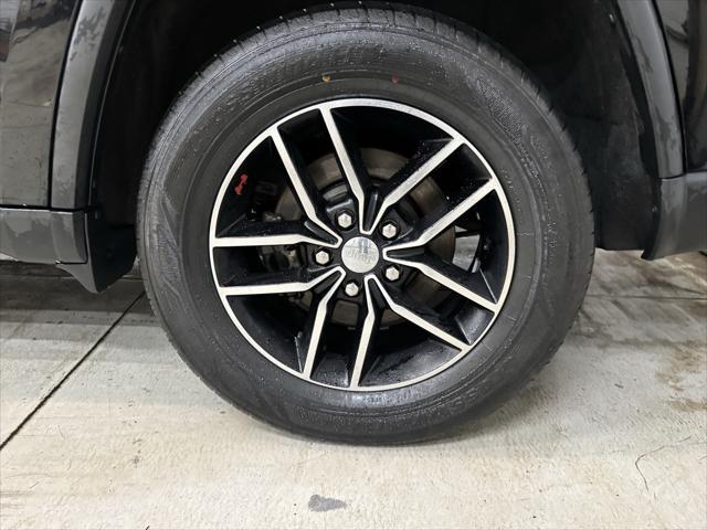 used 2018 Jeep Grand Cherokee car, priced at $18,995
