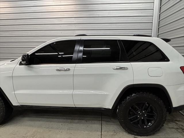 used 2017 Jeep Grand Cherokee car, priced at $16,195