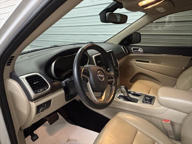 used 2017 Jeep Grand Cherokee car, priced at $16,195