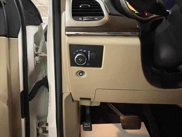 used 2017 Jeep Grand Cherokee car, priced at $16,195