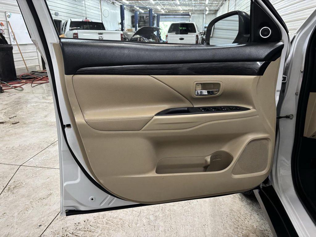 used 2016 Mitsubishi Outlander car, priced at $6,495