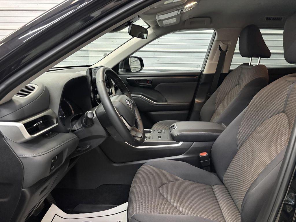 used 2023 Toyota Highlander car, priced at $31,495