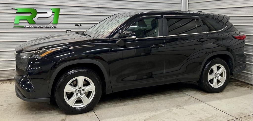 used 2023 Toyota Highlander car, priced at $31,995