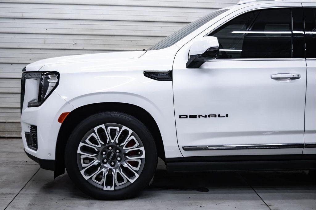 used 2024 GMC Yukon car, priced at $85,995