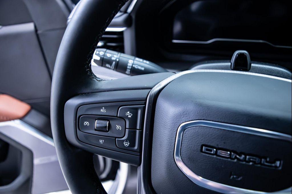 used 2024 GMC Yukon car, priced at $85,995