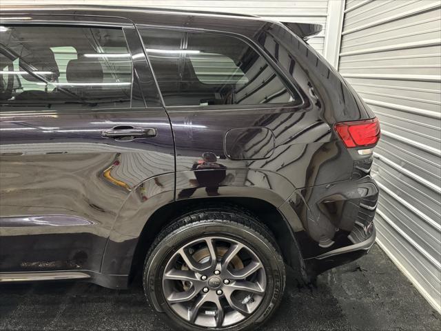 used 2021 Jeep Grand Cherokee car, priced at $31,795