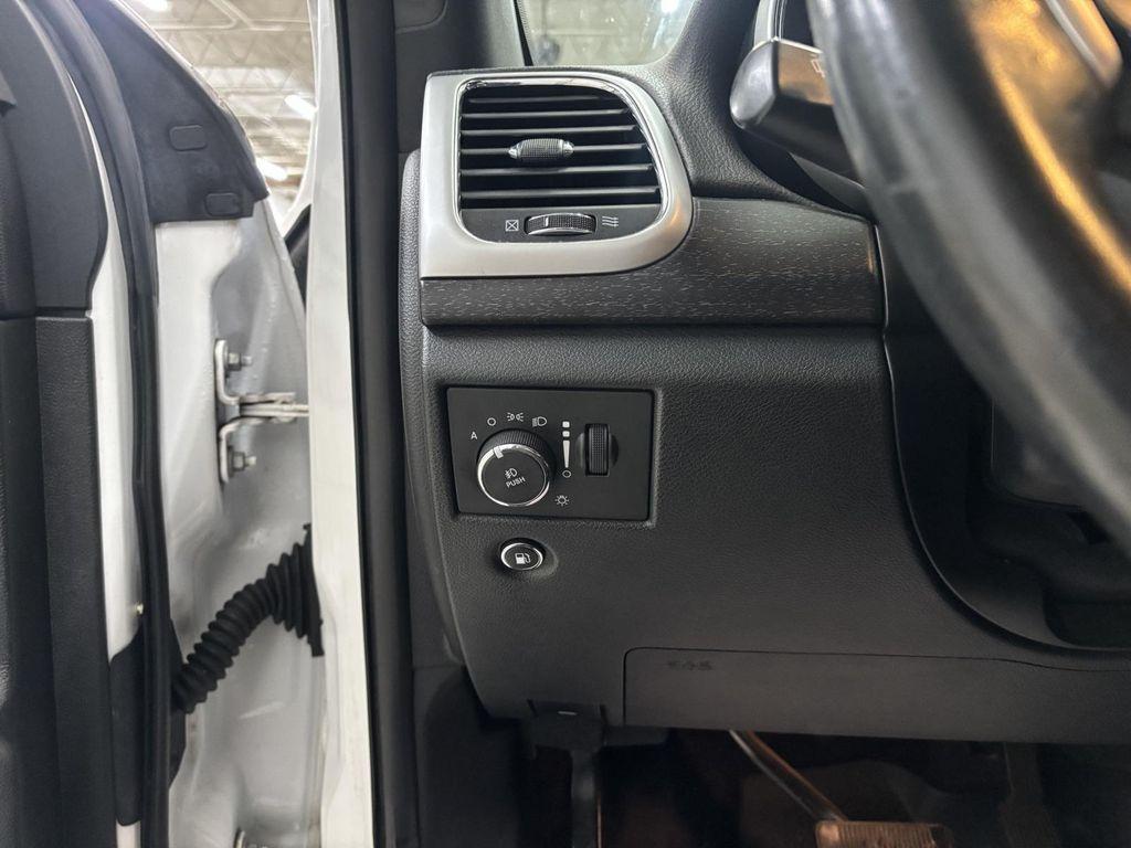 used 2015 Jeep Grand Cherokee car, priced at $13,695