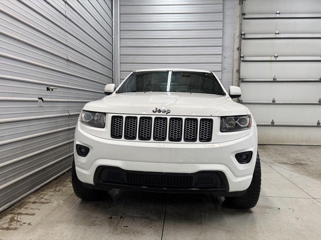 used 2015 Jeep Grand Cherokee car, priced at $13,695
