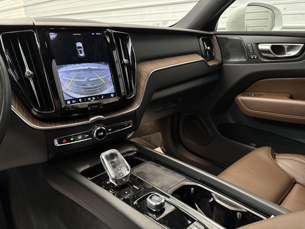 used 2022 Volvo XC60 car, priced at $31,995