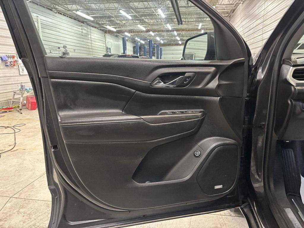 used 2019 GMC Acadia car, priced at $17,995