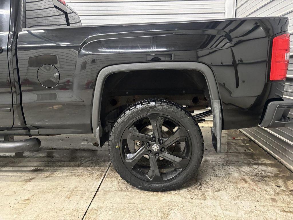 used 2018 GMC Sierra 1500 car, priced at $25,995