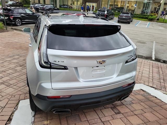 used 2020 Cadillac XT4 car, priced at $22,974